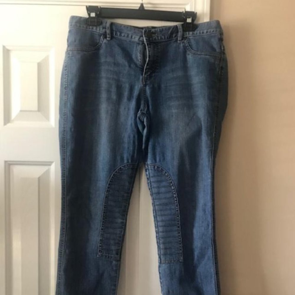 New York and Company Low Rise Slim Leg Slouch Jean